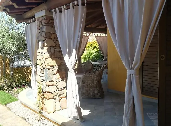 בית נופש Villino Del Pepe Rosa *